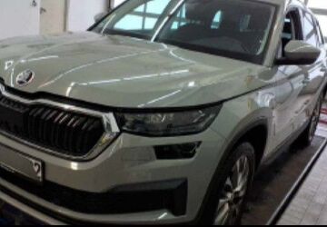 Skoda Kodiaq 61.380 km 31.990 &euro; Saarbrücken 66130