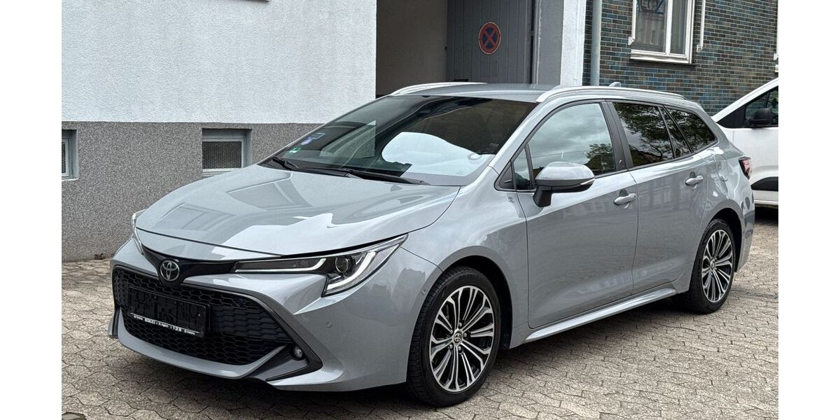 Toyota Corolla 131.100 km 16.800 &euro; Saarbrücken - Burbach 66115