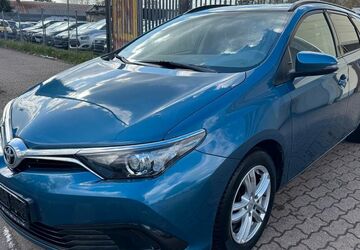 Toyota Auris 97.540 km 7.300 &euro; Saarlouis 66740
