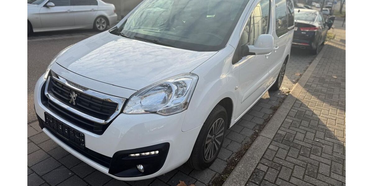 Peugeot Partner 81.744 km 9.400 &euro; Saarbrücken Dudweiler 66125