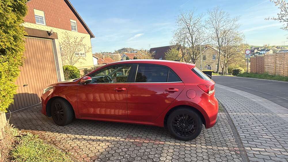 Kia Rio 58.000 km 10.500 &euro; Püttlingen 66346