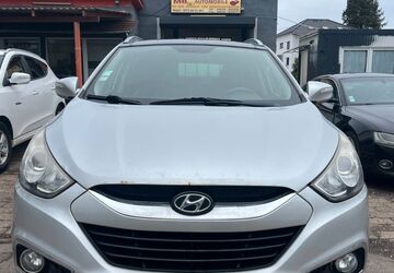 Hyundai ix35 246.000 km 4.250 &euro; Saarwellingen 66793