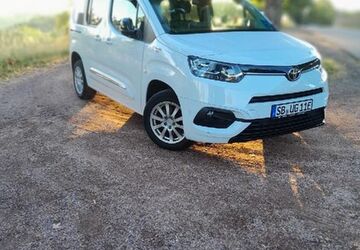 Toyota Proace Verso Electric 28.000 km 24.490 &euro; Heusweiler 66265
