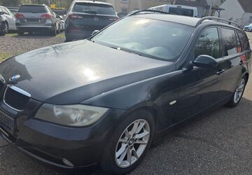 BMW 320 319.000 km 2.700 &euro; Saarbrücken - Burbach 66115
