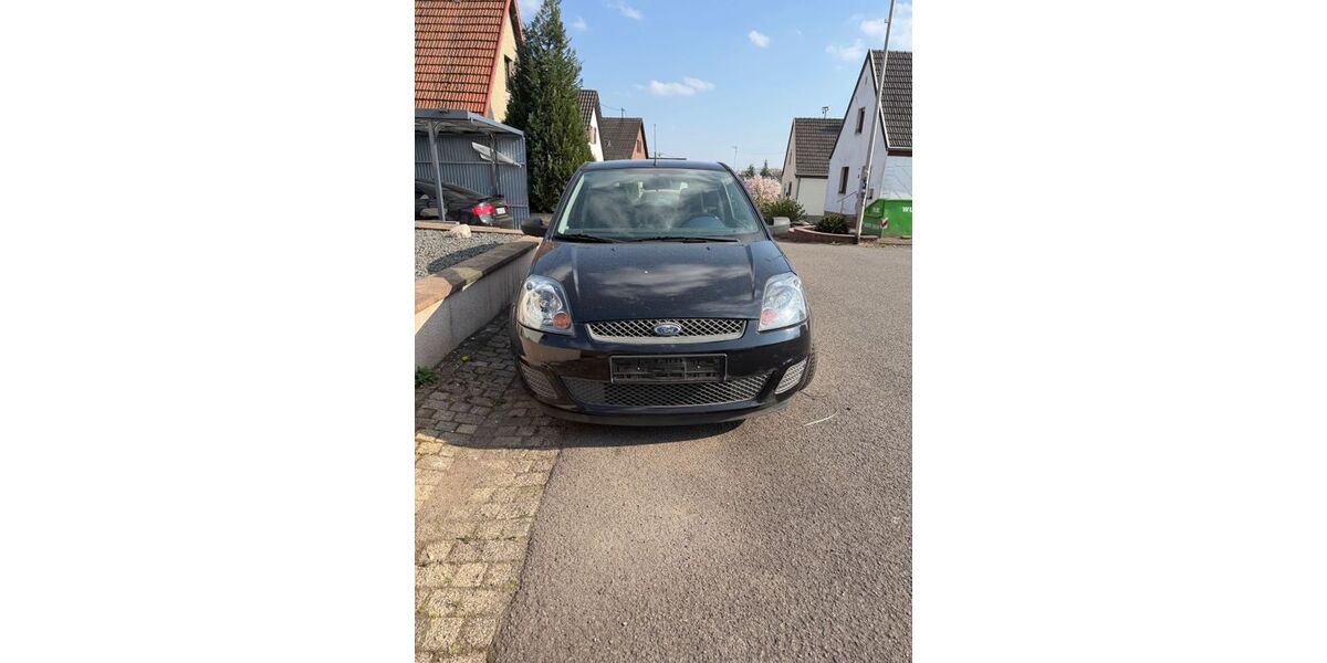Ford Fiesta 178.800 km 1.999 &euro; Völklingen 66333