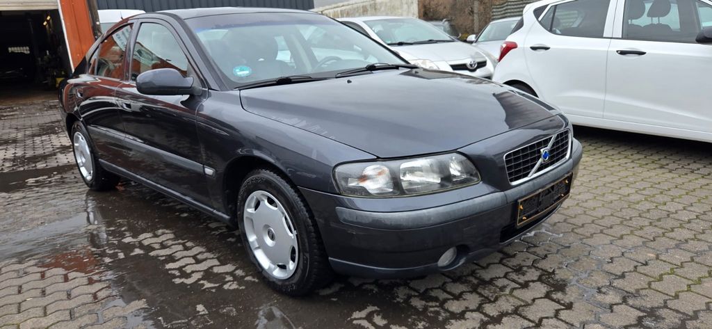 Volvo S60 244.000 km 2.780 &euro; Saarlouis 66740