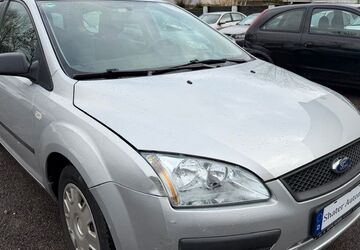 Ford Focus 127.823 km 2.750 &euro; Saarbrücken 66115