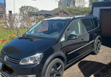 VW Touran 140.000 km 4.800 &euro; Bildstock 66299