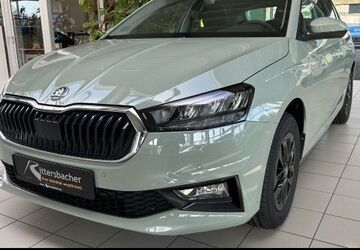 Skoda Fabia 2.500 km 23.690 &euro; Saarbrücken 66130